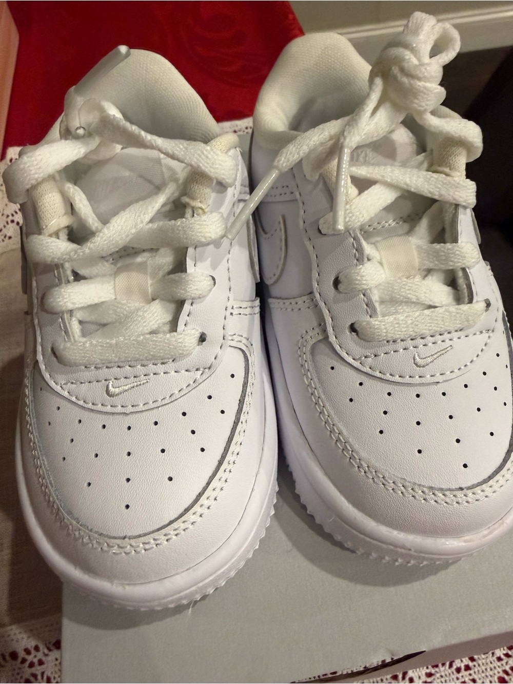 Nike Kids White Classic Sneakers with Lace-Up